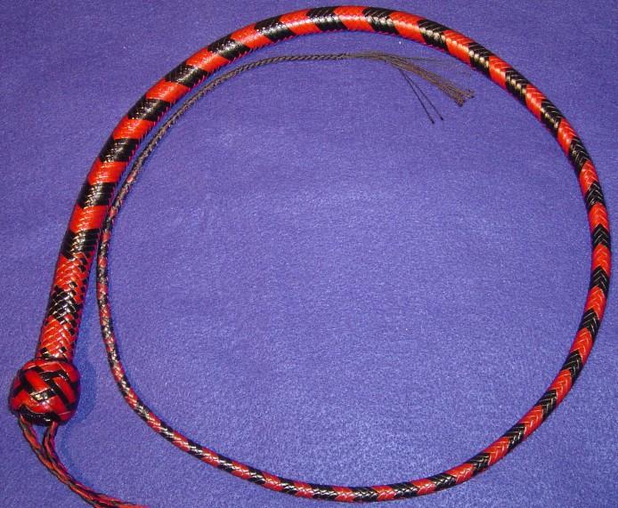 4ft 16 plait Red and Black Signal With Box Pattern Knot B.jpg